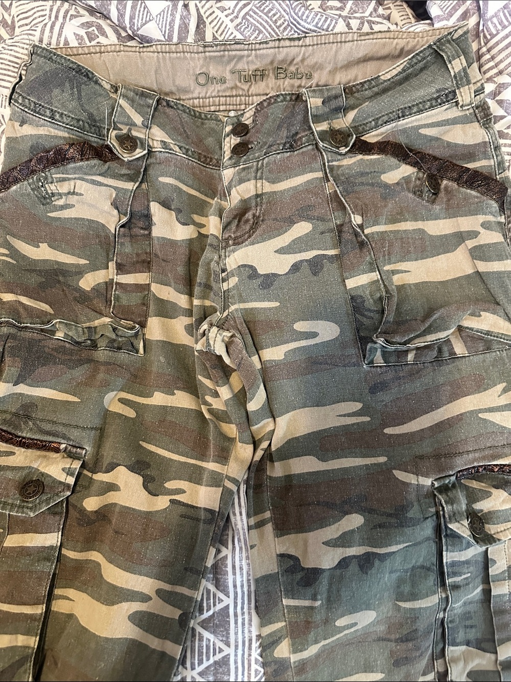 One Tuff Babe Camouflage Cargo Pants -Green Camo Size 5/6 Leather trim pockets